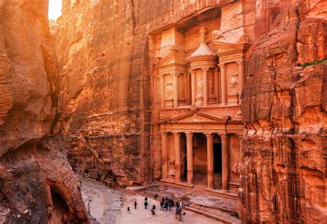 Sai Dove Si Nasconde La Meraviglia Di Petra La Città Scolpita Nella