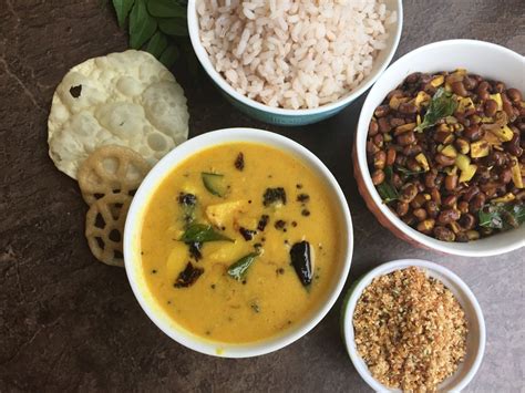 Kerala Lunch Menu 2 Van Payar Ularthiyathu Chakka Kuru Manga Curry