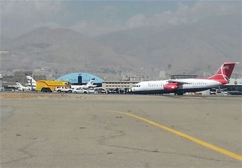 هفت صبح فرود اضطراری موفق یک هواپیمای مسافربری در مهرآباد بدون چرخ