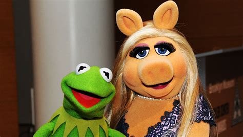 Kermit And Miss Piggy Are Splitting