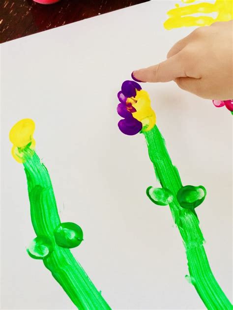 Flower Finger Painting For Toddlers Keep Calm And Mommy On Finger
