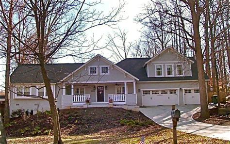 Large bedrooms 2 and 3 along with a full bath greets you as you enter the milo. Greenwood Forest, Cary NC