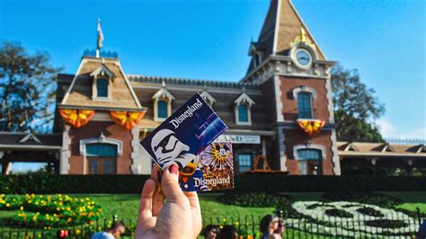 Disneyland Brings Back Ticket Deal For California Residents