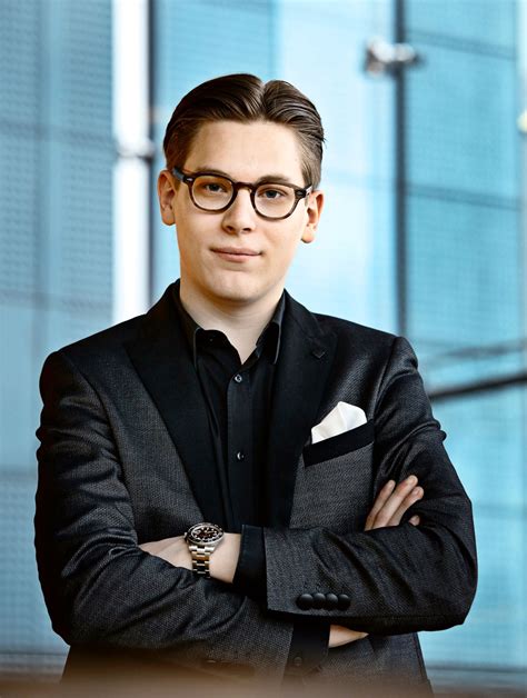 Watch klaus on #netflix november 15th, 2019. Klaus Mäkelä (22) blir ny sjefdirigent i Oslo-Filharmonien