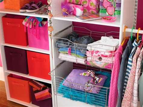 Organizing your guest room closet we understand that not everyone has the same taste or budget. Small Closet Organizers Do It Yourself | Home Design Ideas