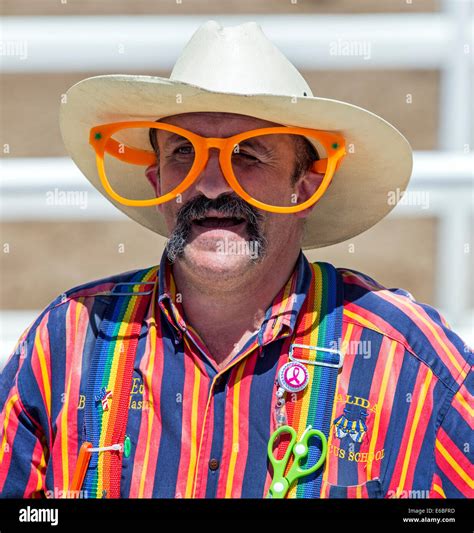 Rodeo Clown Cowboy Fotografías E Imágenes De Alta Resolución Alamy