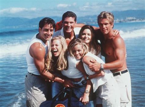 Compare The Cast Of The Baywatch Movie To The 90s Tv Show