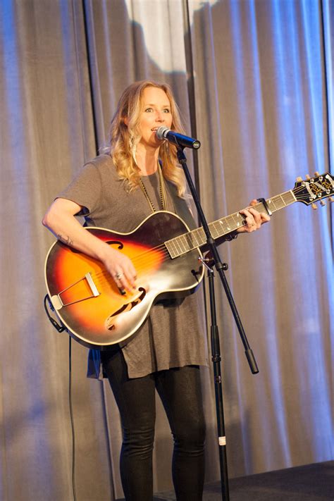 Texas Broadcasters Treated To Performance By Bmi Songwriter Kristen