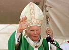 Juan Pablo II: Biografía, canonización, frases, muerte y mucho más