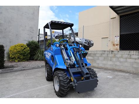 2019 Multione 42 Mini Loader With 20hp Kubota Diesel Engine For Sale