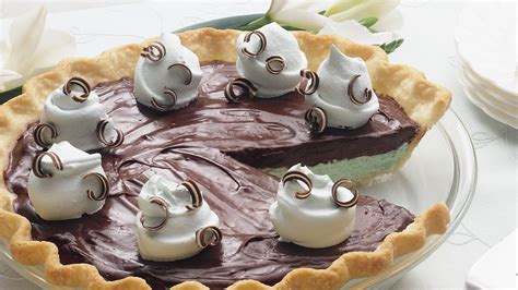 Creamy Chocolate Mint Pie Recipe From