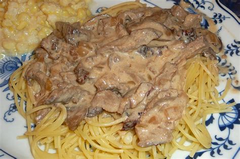 It is also still filling without the rice, should you want to reduce the calorie count. Beef Stroganov