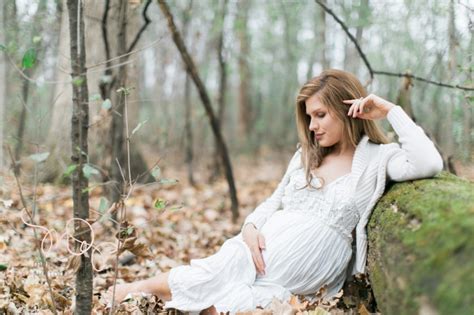 Valeries Fall Maternity Session At Busse Woods
