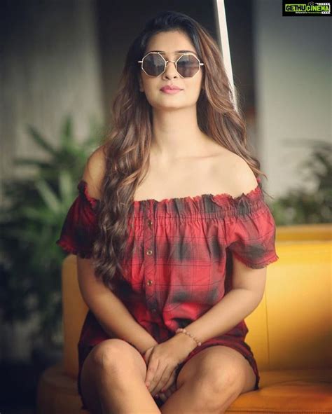 Rx 100 Actress Payal Rajput 2018 Cute And Hd Images Indian Models Indian Celebrities Actresses