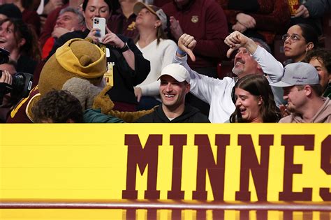 minnesota holds off michigan state for third straight win reuters