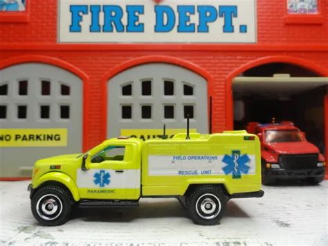 Matchbox Fire Ford F 150 Field Operations Paramedic Neon Yellow Custom