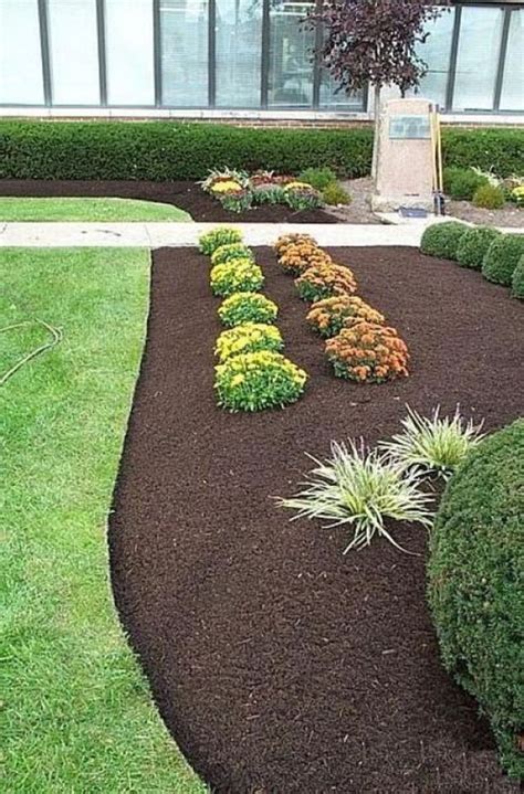9 Front Yard Mulch Ideas To Transform Your Outdoor Space In 2023
