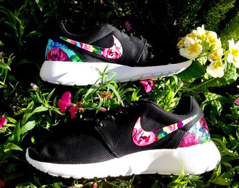 Customized Floral Nike Roshe Runs By Artsysole45 On Etsy