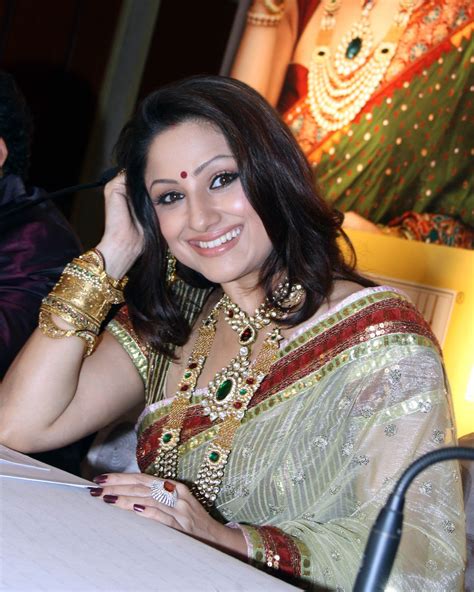 Bollywood Hot Actress In Saree Jewellery Hardcore Porn Scene Free