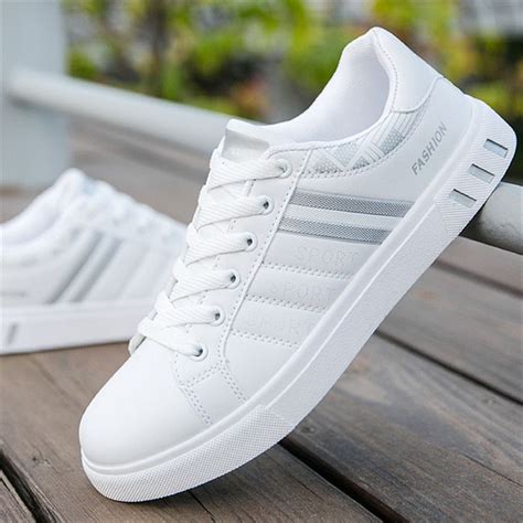 Men White Sneakers Man Casual Shoes Breathable Leather Tenis Trainers