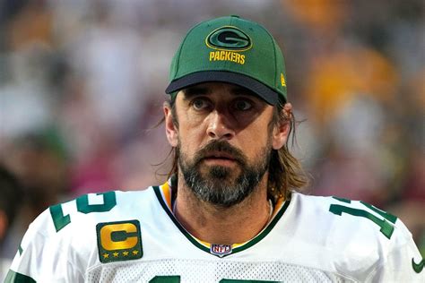 Reasons Why Aaron Rodgers Should Retire And Never Look Back