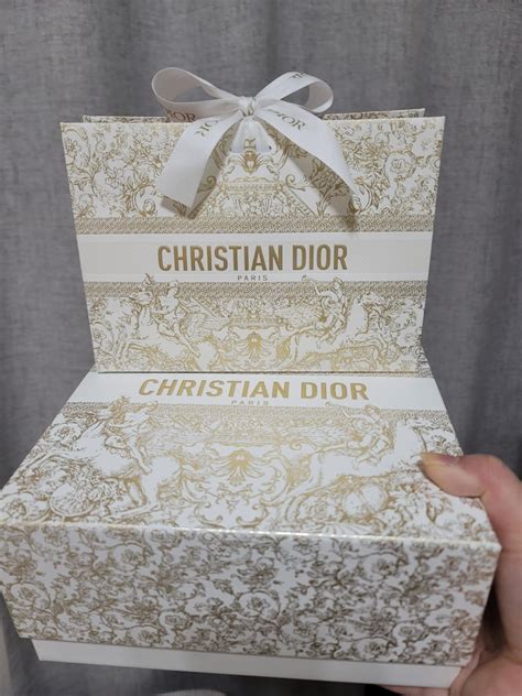 Authentic Dior Boxes With Paper Bag Women S Fashion Jewelry