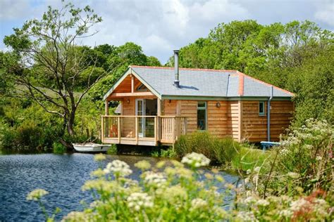 Holidays In Cornwall Are Back On At Luxury Lakeside Yurt And Wood Cabin