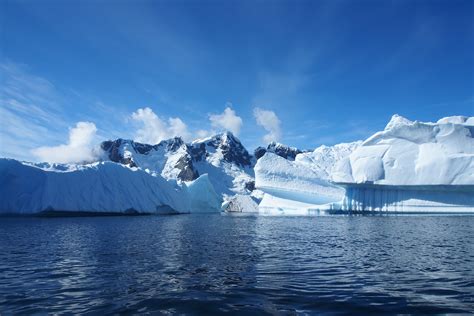 Ice Berg On Sea Photo Antarctica Hd Wallpaper Wallpaper Flare