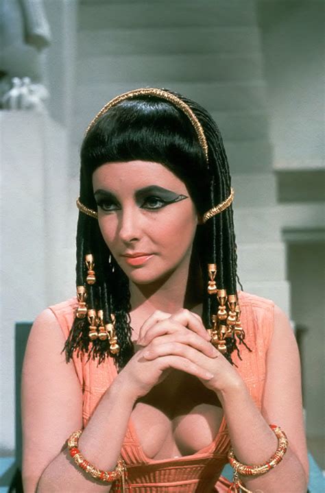 Elizabeth Tayloras Cleopatra Cleopatra Photo 19098674 Fanpop