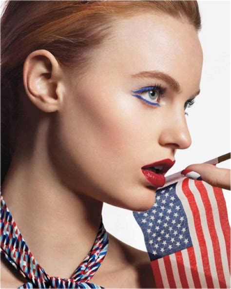 First apply a base eyeshadow to the lid. Top 10 Fabulous 4th July Makeup Tutorials - Top Inspired