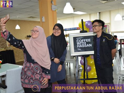 1.1 sila buat pengesahan untuk hadir/tidak hadir istiadat konvokesyen dan seterusnya (dibuka untuk dicetak sebulan dari tarikh istiadat konvokesyen uitm). Sekitar Sesi Coffee With Hassan bersama Pengurusan ...