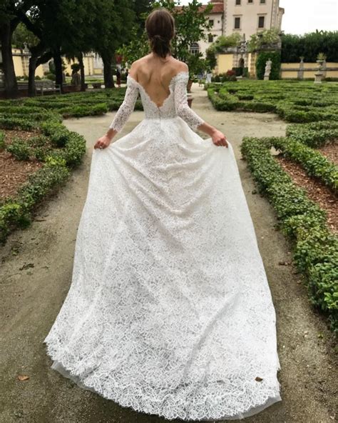 Monique Lhuillier Lovely Second Hand Wedding Dress Stillwhite