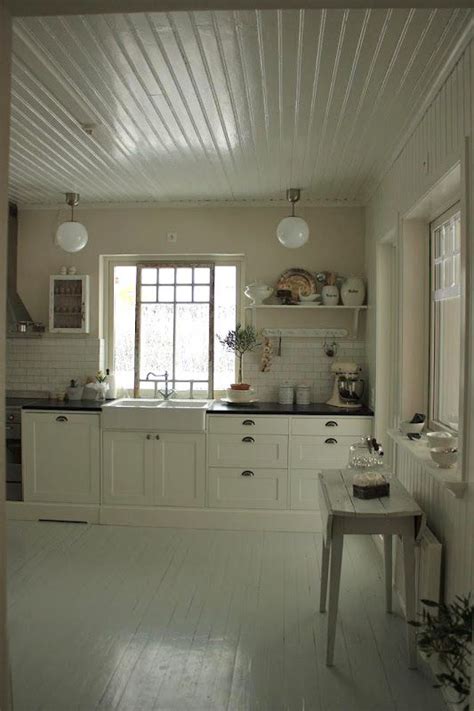 This type of ceiling appeals mostly to traditional homes because of its simple and uncomplicated style. beadboard ceiling, yes! | ceilings | Pinterest | New ...