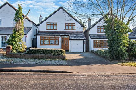 Pinner Hill Road Pinner Ha5 4 Bed Detached House For Sale £1100000