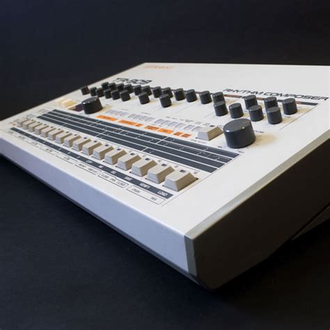 Roland Tr 909 Review And Samples Doctor Mix