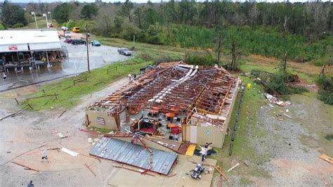 Alabama Tornadoes Devastate Towns Leaving At Least 23 Dead Video Abc