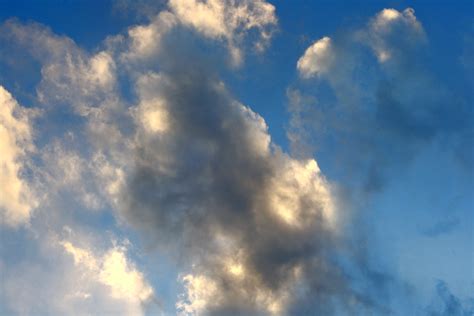 Gray And White Clouds In Blue Sky Picture Free