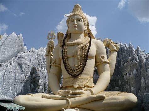 Kemp Fort Shiva Temple Bangalore Connecting Traveller