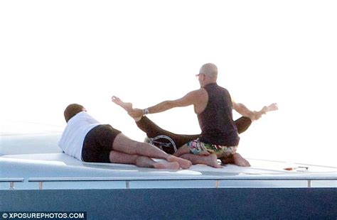 Madonna Does The Spreadeagle As She Maintains Her Fitness While