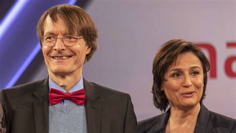 Auf diesen angriff war katharina schulze von den grünen gestern abend bei »maischberger« nicht. Karl Lauterbach und Peter Altmaier waren 2020 die ...