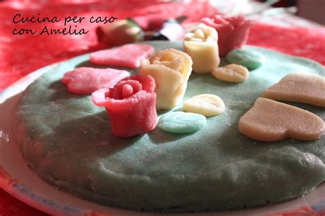 Questo porta molte persone ad acquistarla pronta in pasticceria. Pasta di mandorle bimby - Cucina per caso con Amelia
