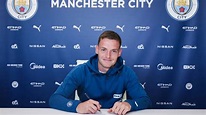 Man City complete signing of Sergio Gómez from Anderlecht - AS USA