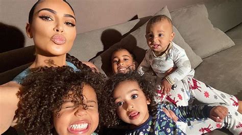 Kim Kardashian Se Toma Unas Vacaciones De Sus Hijos En Plena Cuarentena