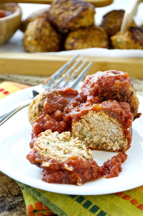 Healthy turkey meatballs are juicy while being low fat! Easy Turkey Meatballs {Whole 30} - Fashionable Foods