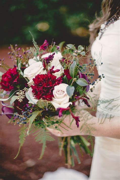 23 Beautiful Carnation Bouquets For Your Wedding