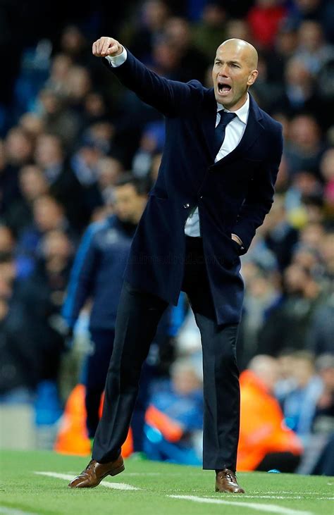 Zinedine zidane, real madrid's coach, has decided to leave the spanish club. ..._Zinedine Zidane. REAL MADRID+ | Zinedine zidane, Real ...