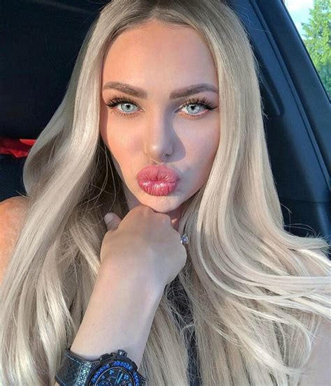 Perfect Lips Blonde Beauty Barbie Girl Ox Kylie Stunning Beautiful Beauty Makeup Kiss