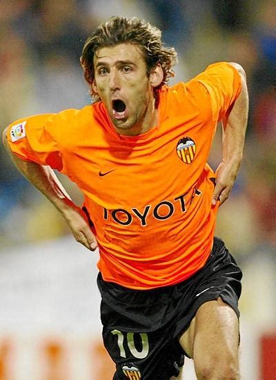 Top 15 Valencia Players Of All Time ~ Salutesoccer