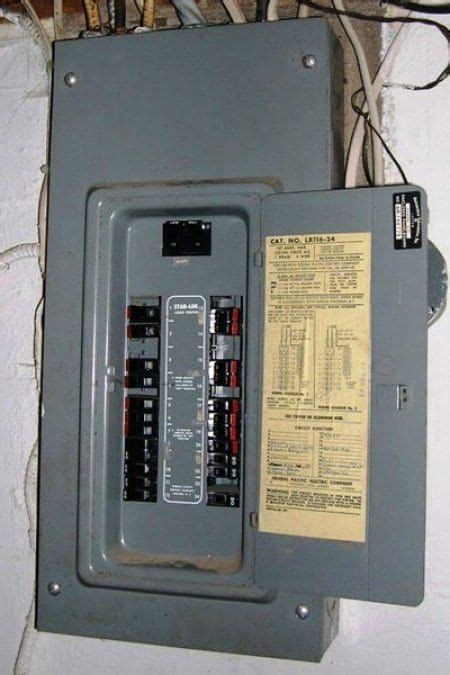 Performance of siemens e0816ml1125s is excellent, durable, highly efficient for premium protection. Cost to Replace a Circuit Breaker Box | Breaker box ...