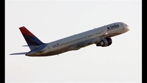 Man Boards Delta Flight Home Discovers He Is The Only Passenger On The